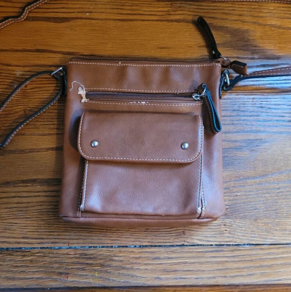 Kate & Alex Cuffaro Brown Faux Leather Crossbody Purse